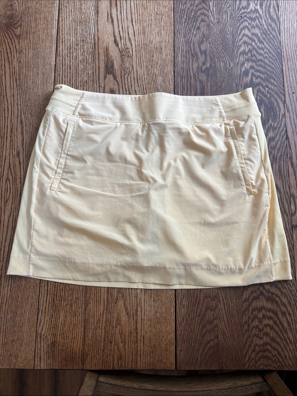 Athleta Pale Yellow Athletic Skort